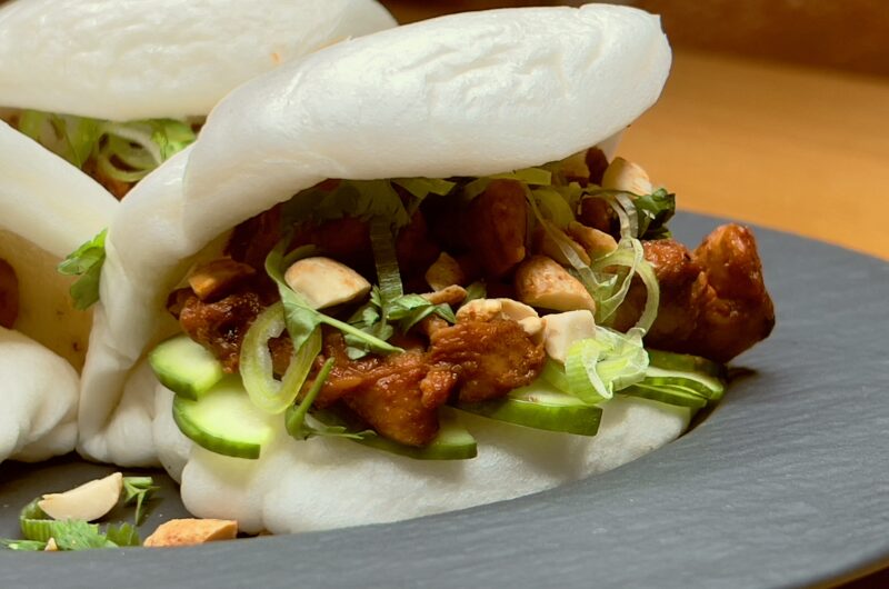 Bao buns med hetsöt kyckling